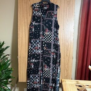 Torrid Black Floral Patchwork Maxi Dress